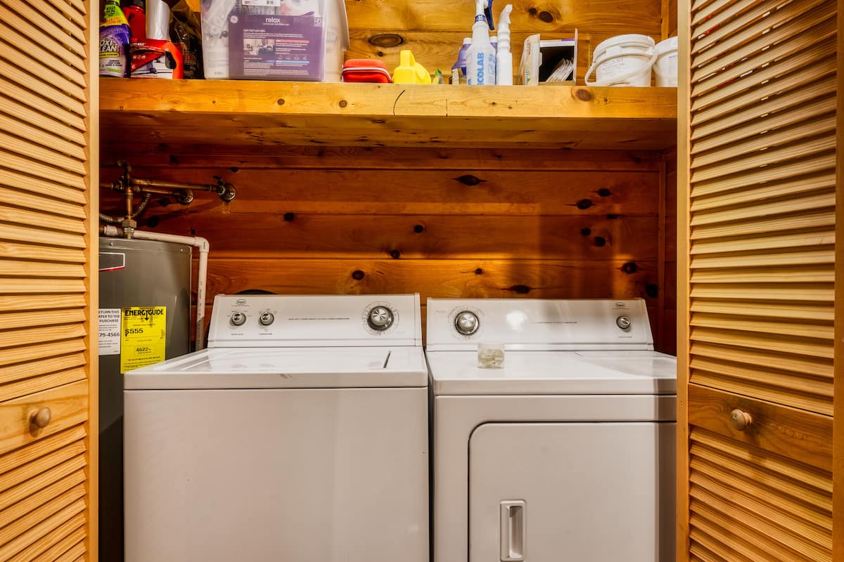 Washer & Dryer Available